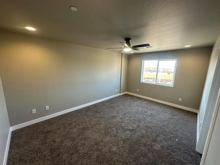 7422 Denman Court, White City, OR 97503 - #3
