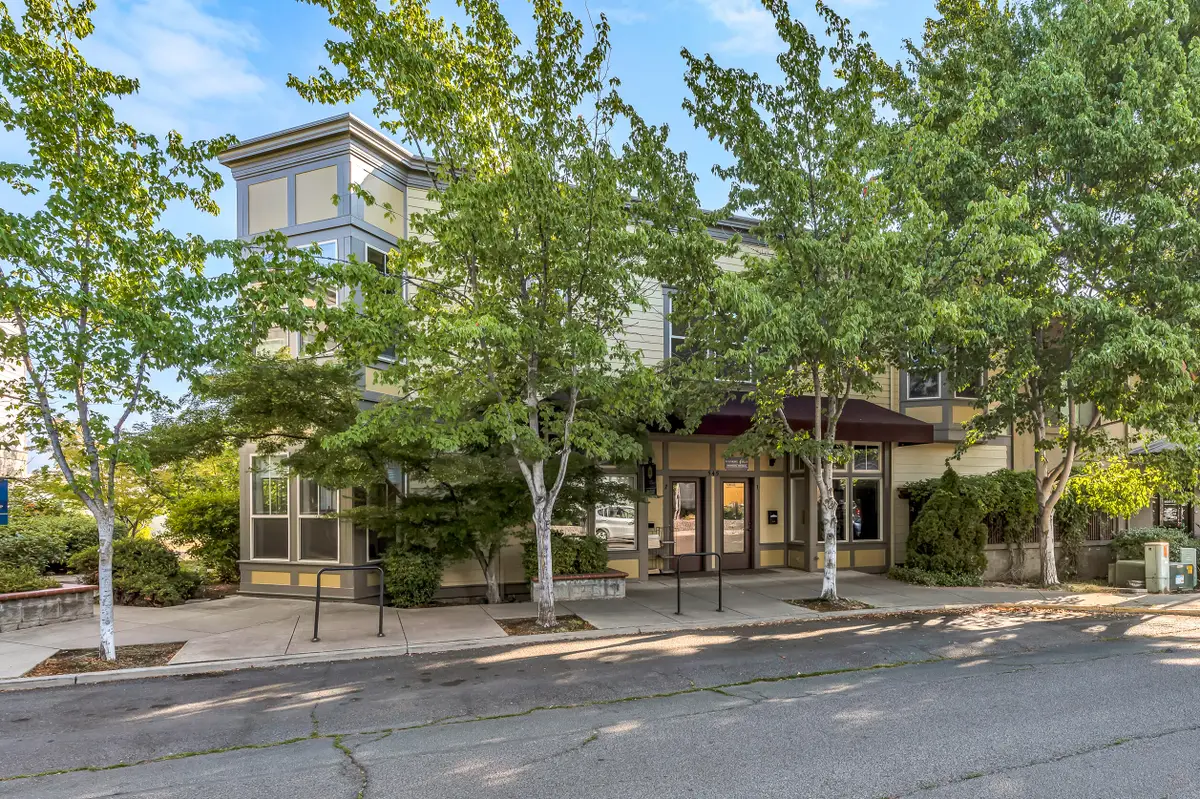 545 A Street, Ashland, OR 97520 - #1