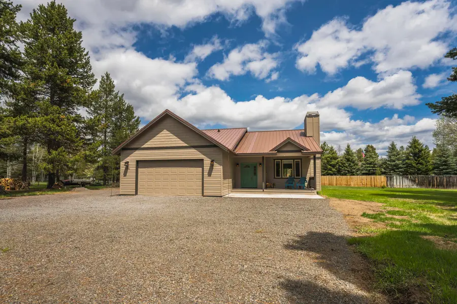 52790 Meadow Lane, La Pine, OR 97739 - #2