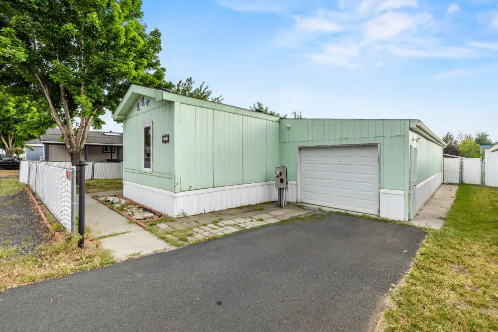 4751 Bellm Drive #SPC 203, Klamath Falls, OR 97603 - #1