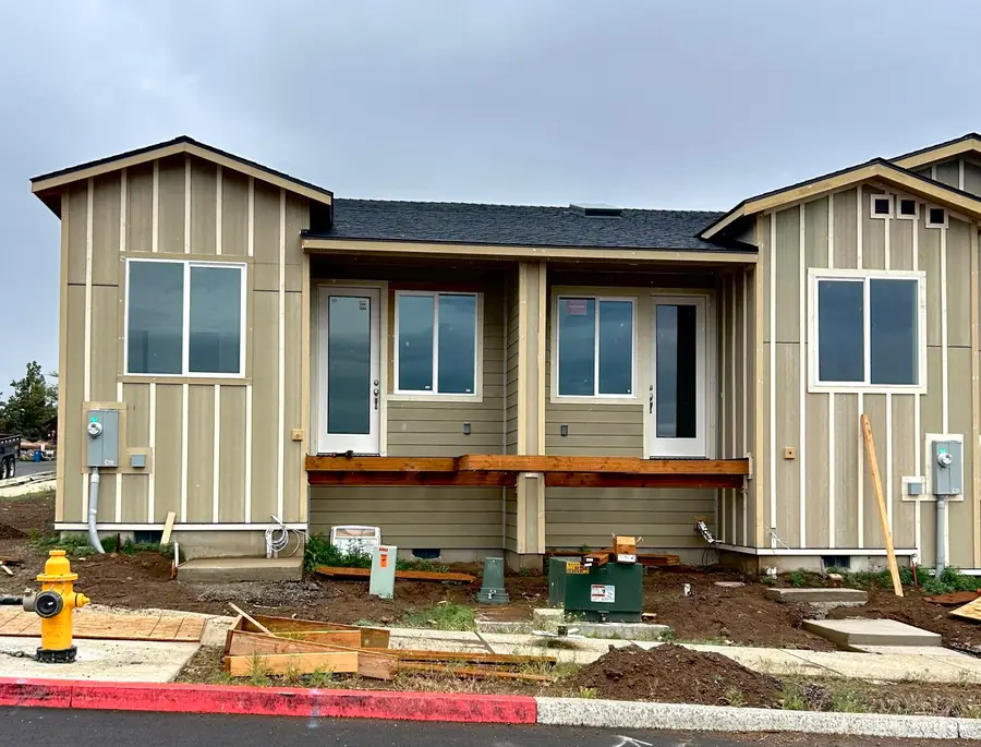 3910 SW 39th Street #Lot 40, Redmond, OR 97756 - #2