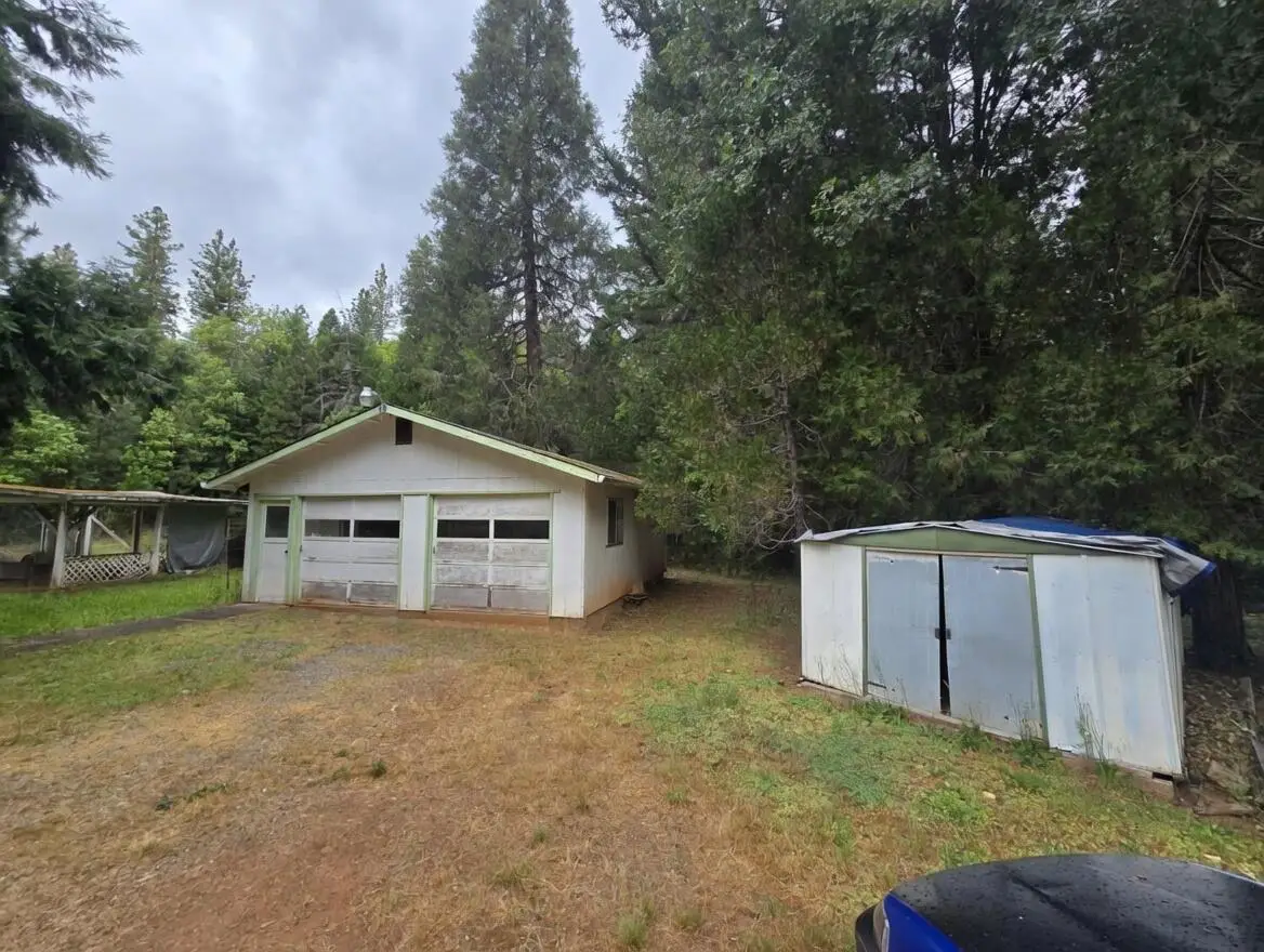 3890 Pleasant Creek Road, Rogue River, OR 97537 - #1