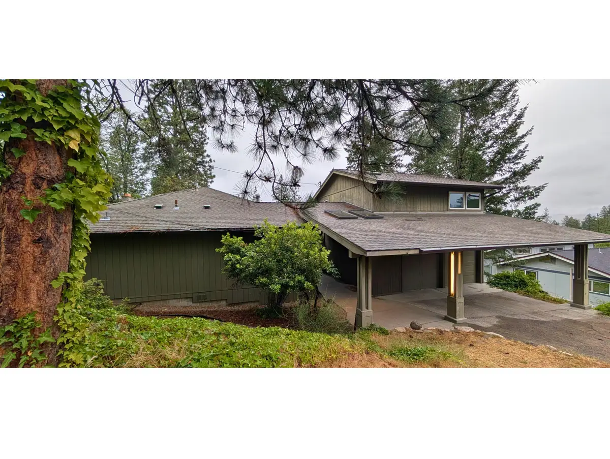 1105 Ivy Lane, Ashland, OR 97520 - #1