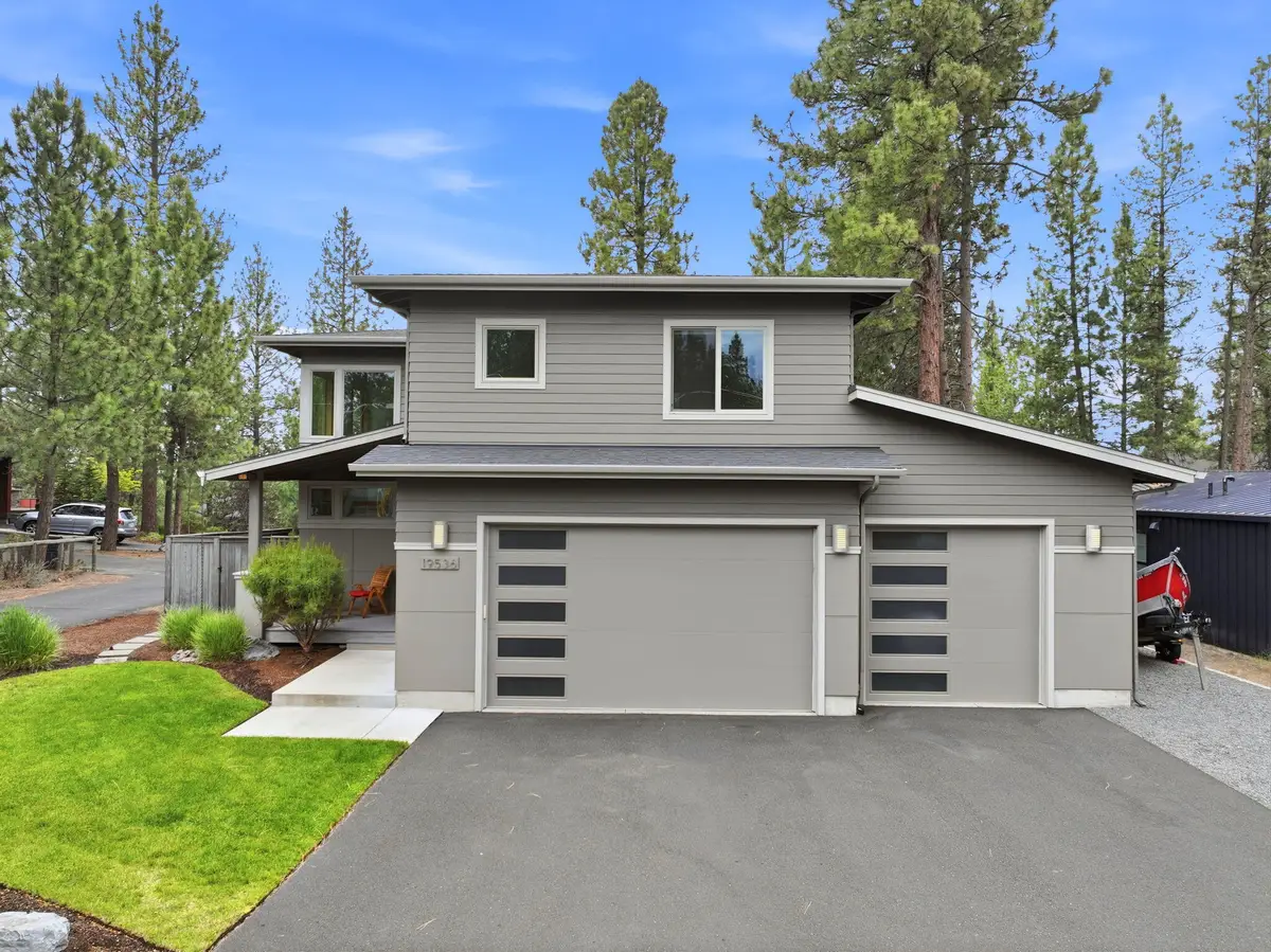 19536 E Campbell Road, Bend, OR 97702 - #1