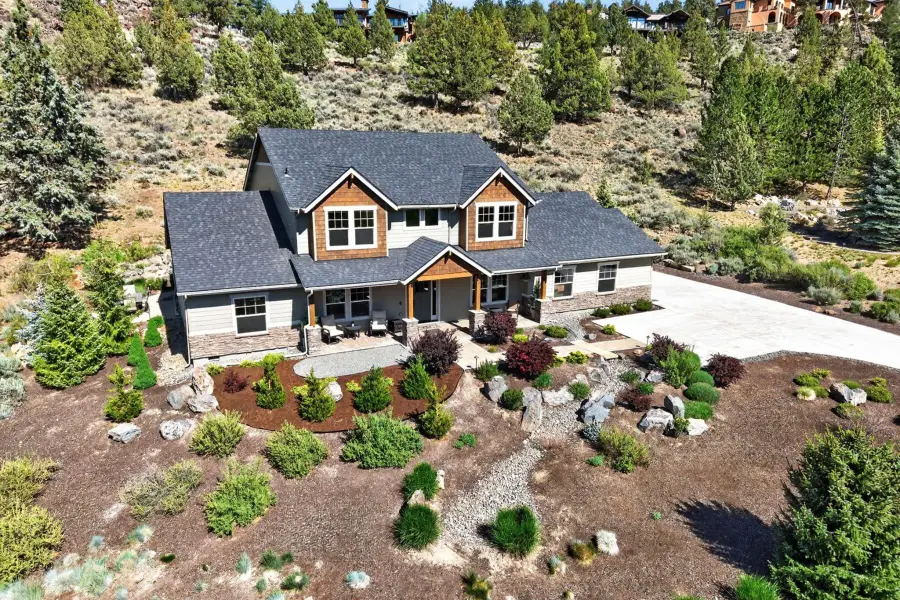 2269 NW Putnam Road, Bend, OR 97703 - #2