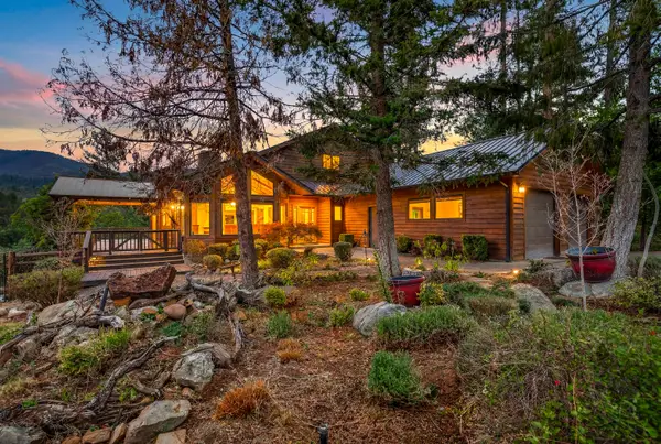 2365 Eastside Road, Jacksonville, OR 97530