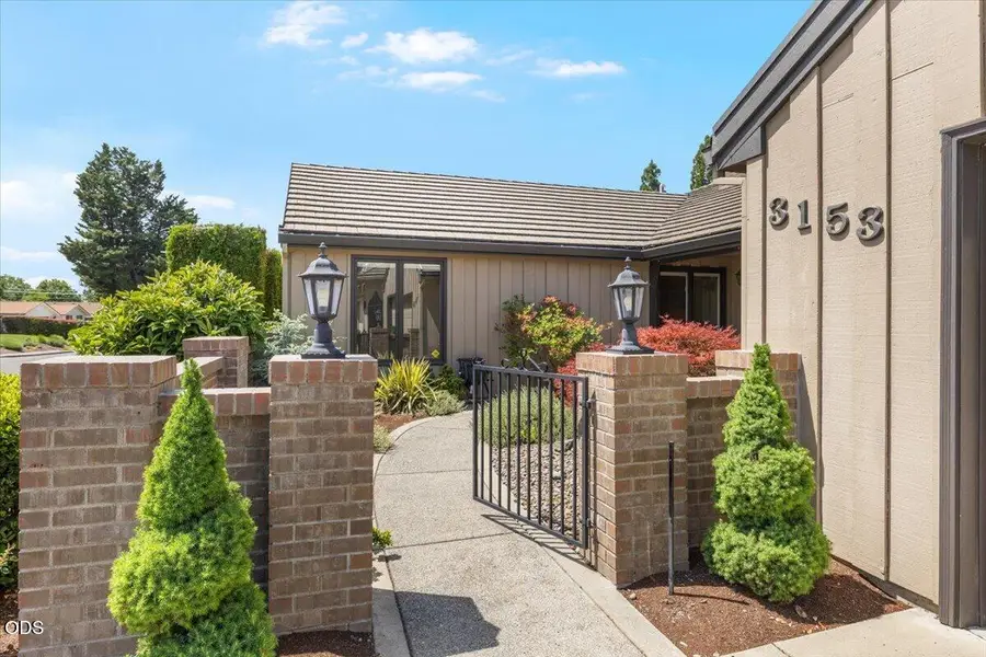 3153 Pepperwood Drive, Medford, OR 97504 - #3