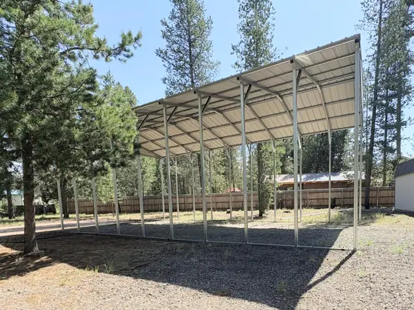 16060 Twin Drive, La Pine, OR 97739