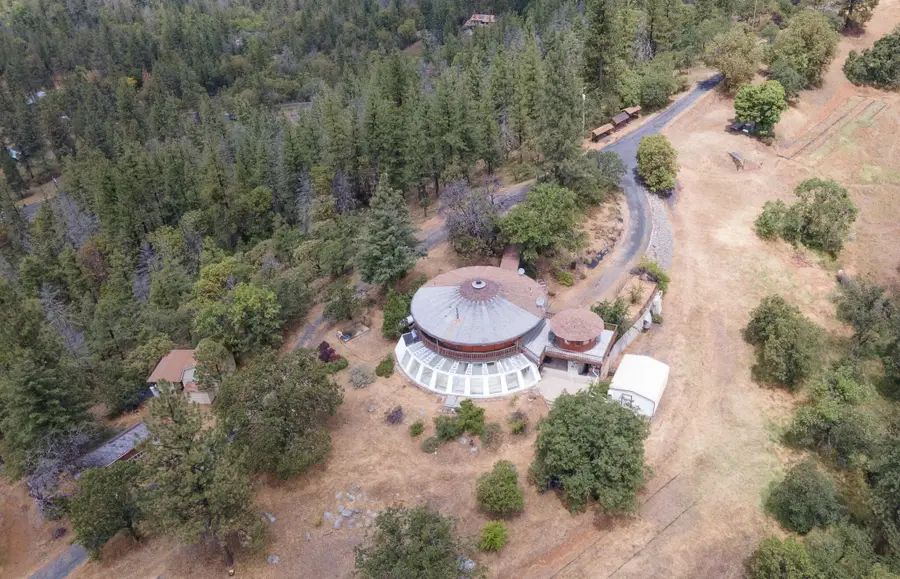 9595 Sterling Creek Road, Jacksonville, OR 97530 - #2