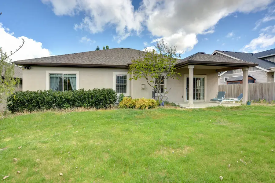 3764 Calle Vista Drive, Medford, OR 97504 - #3