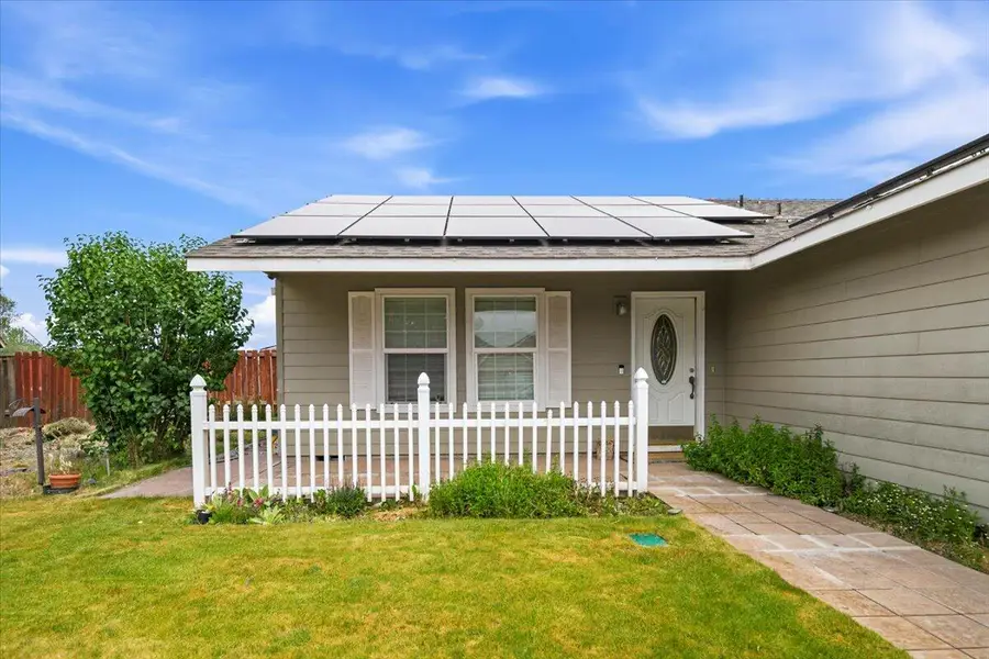 512 SE Ponderosa Drive, Madras, OR 97741 - #3