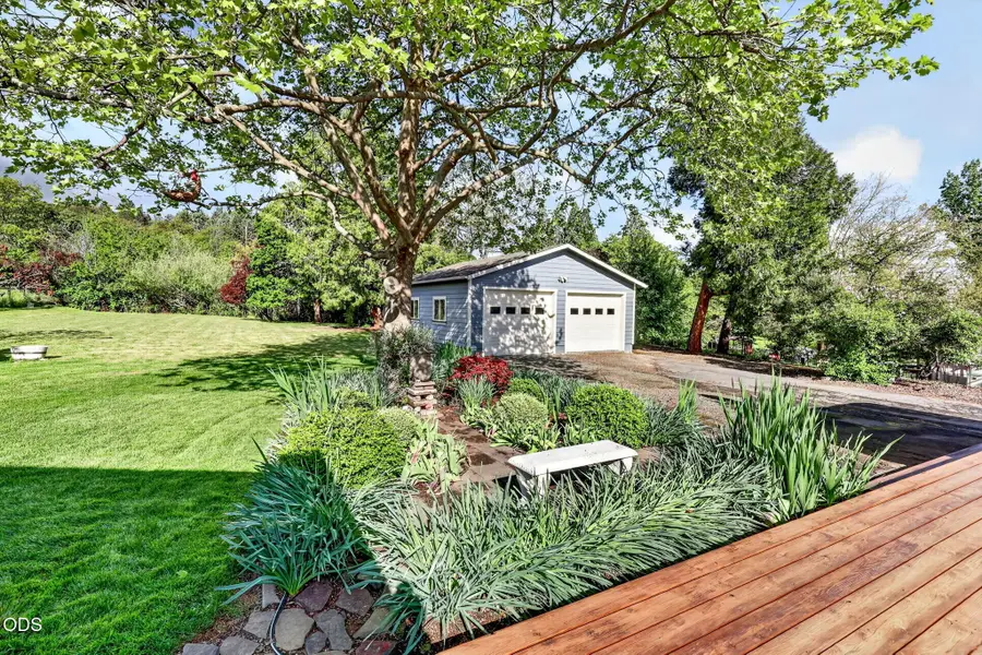 2076 Magnolia Avenue, Medford, OR 97501 - #2