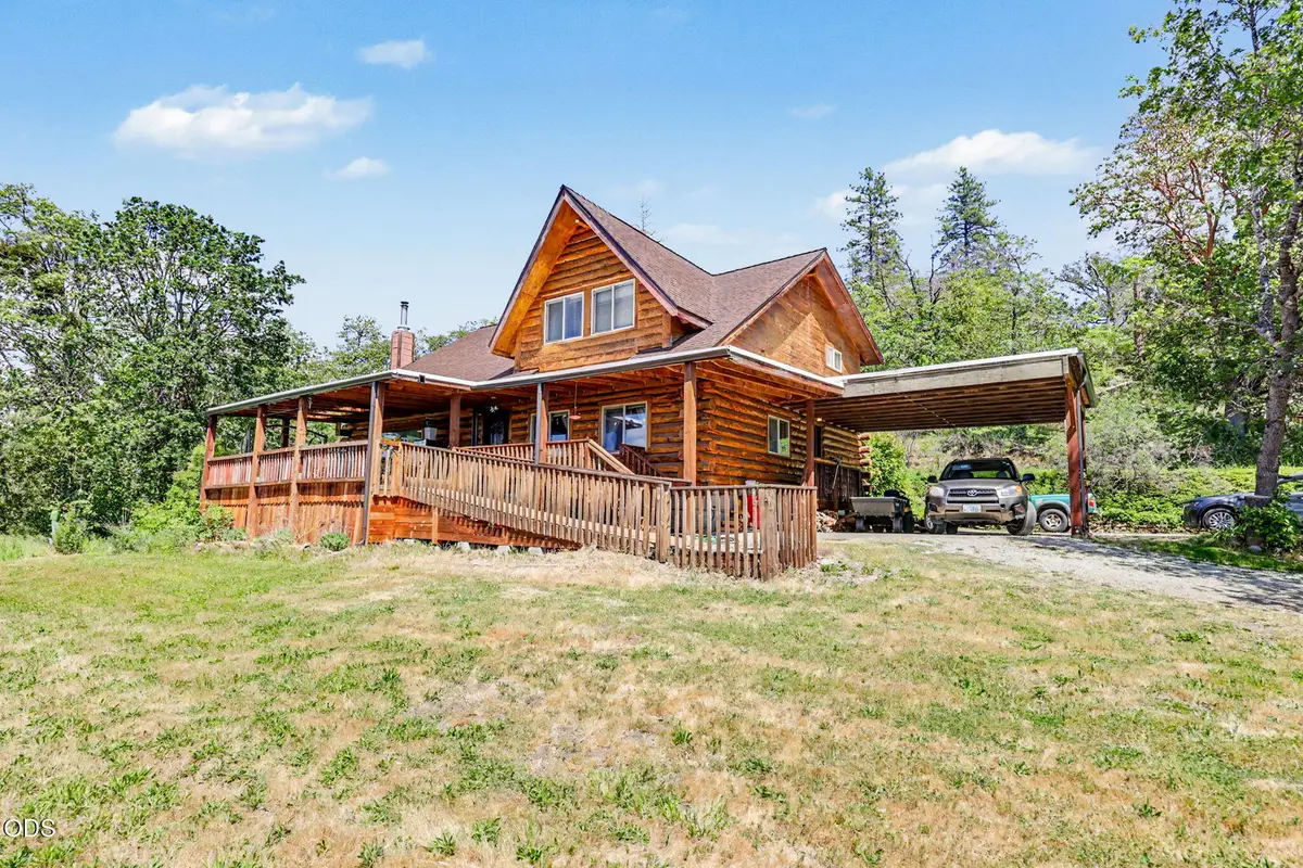 15336 Oregon 62, Eagle Point, OR 97524 - #1