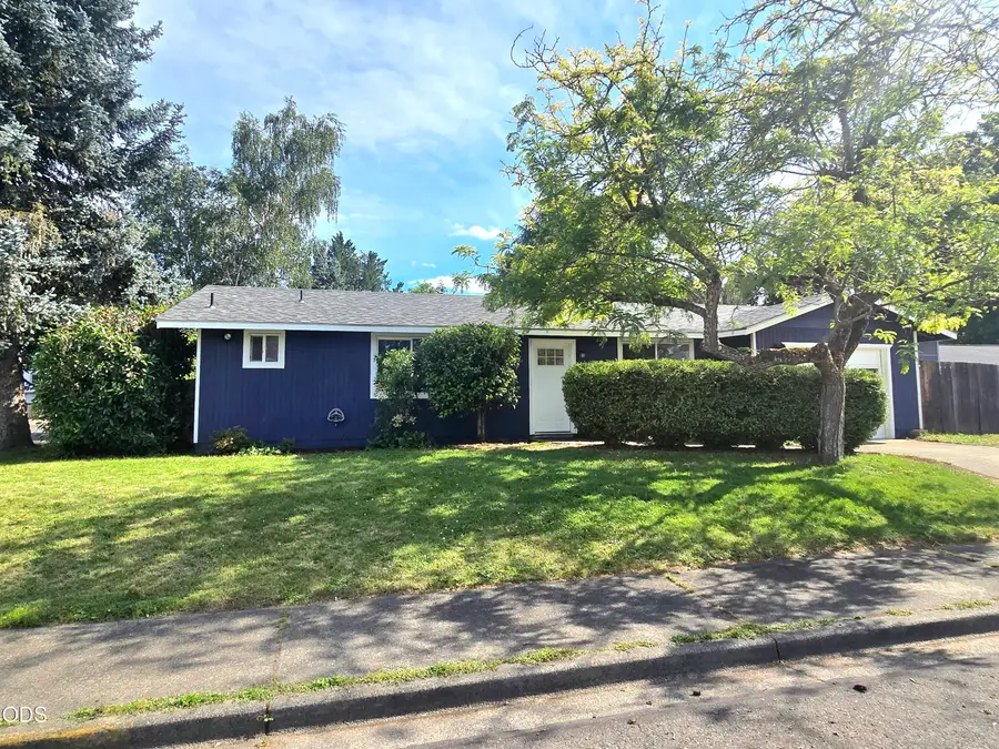 1133 SW Ballinger Drive, Grants Pass, OR 97526 - #2
