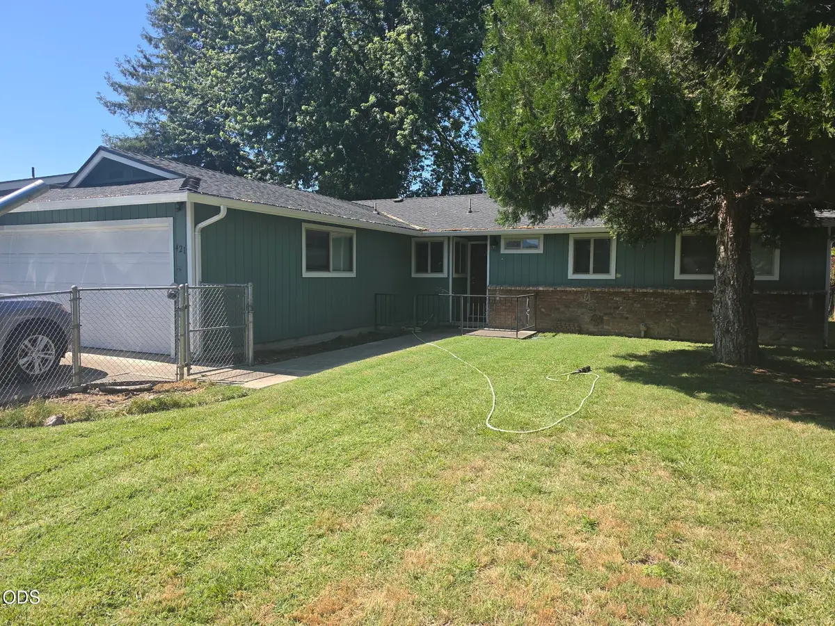 421 Morningside Street, Medford, OR 97501 - #1