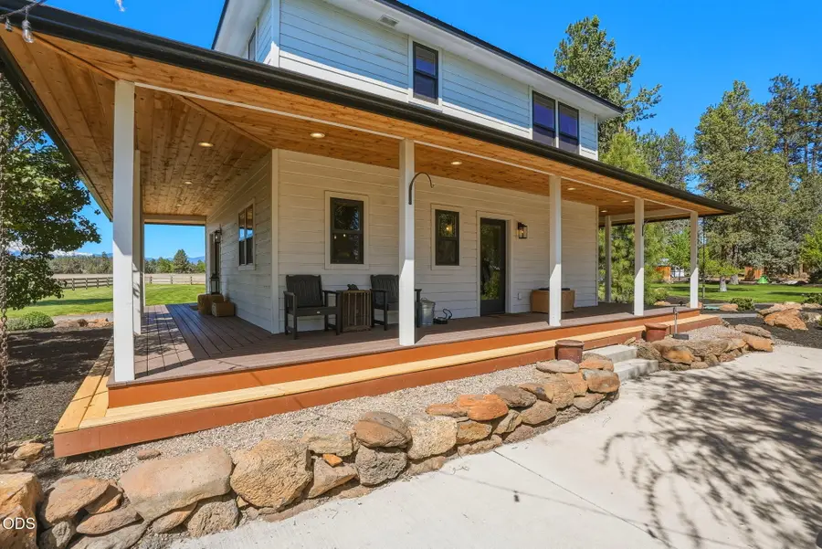 17186 Highway 126, Sisters, OR 97759 - #2