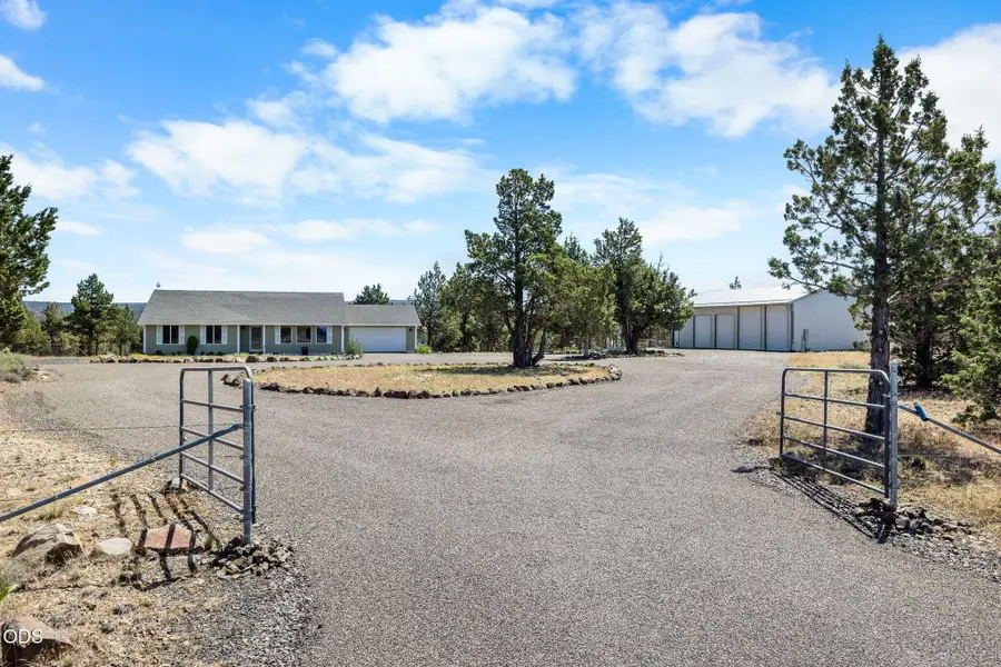 11518 SE View Top Lane, Prineville, OR 97754 - #2