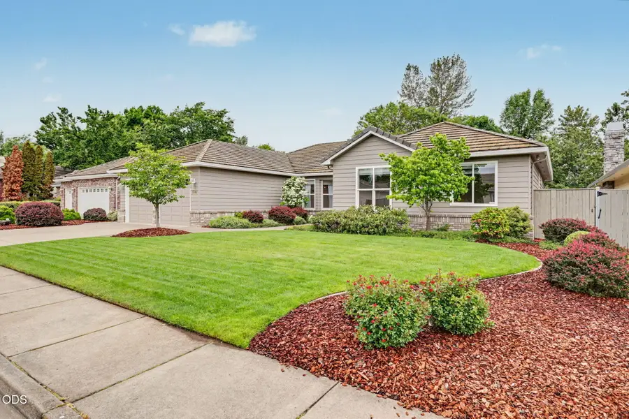 3348 Creek View Drive, Medford, OR 97504 - #3