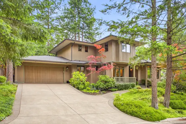 611 Forest Street, Ashland, OR 97520