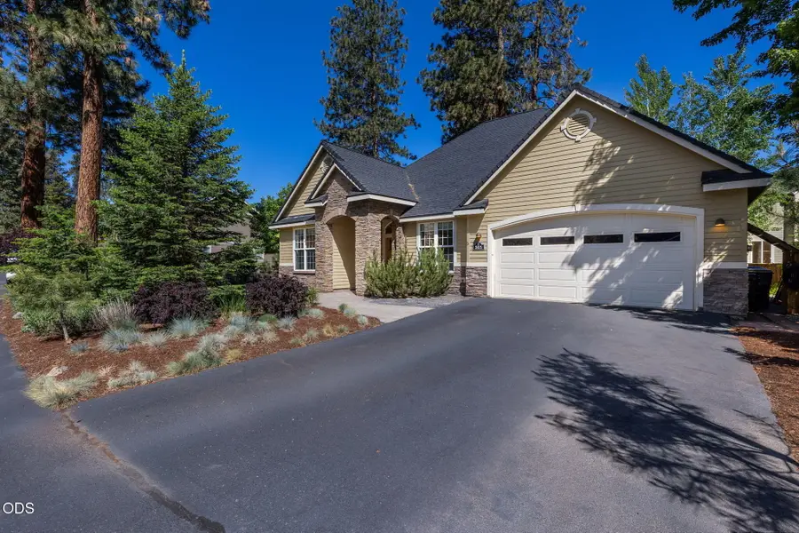 365 S Timber Creek Drive, Sisters, OR 97759 - #2