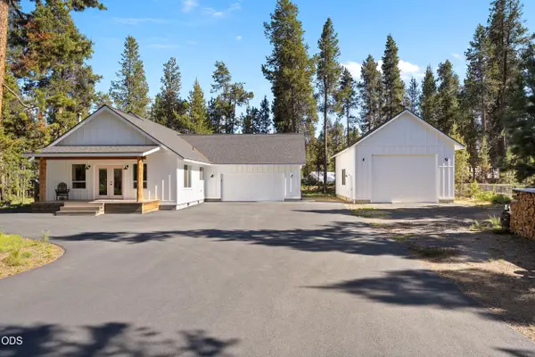 17349 Harlequin Drive, Bend, OR 97707
