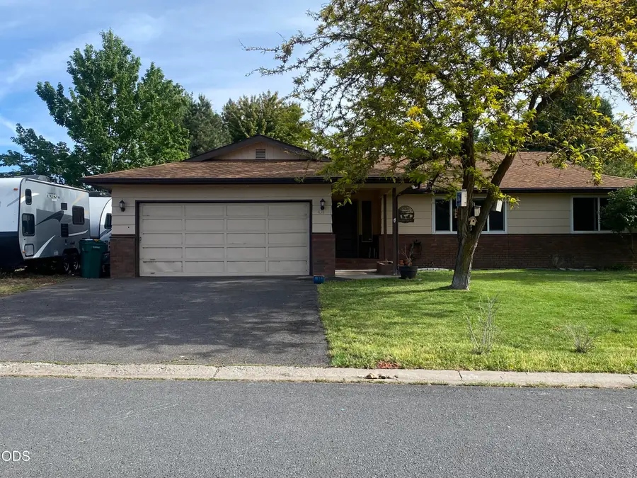 434 Pelican Street, Klamath Falls, OR 97601 - #2