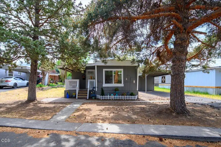 61445 SE 27th Street #UNIT 10, Bend, OR 97702 - #2