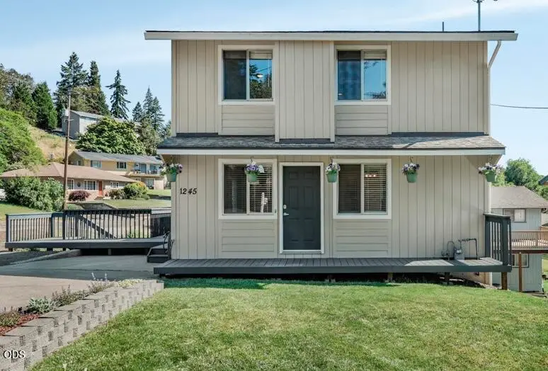 1245 SE Germond Avenue, Roseburg, OR 97470 - #1