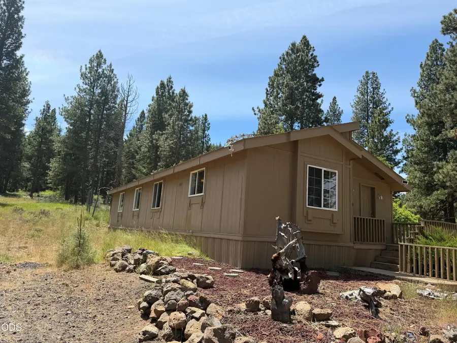 4000 Round Lake Road #SPC 4, Klamath Falls, OR 97601 - #2
