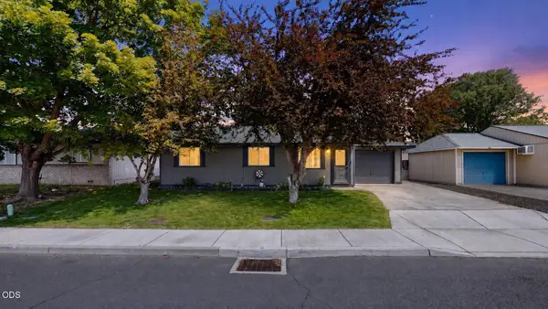 1526 SW 33rd Street, Redmond, OR 97756