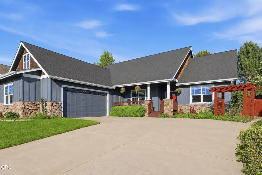 61172 Hilmer Creek Drive, Bend, OR 97702 - #3