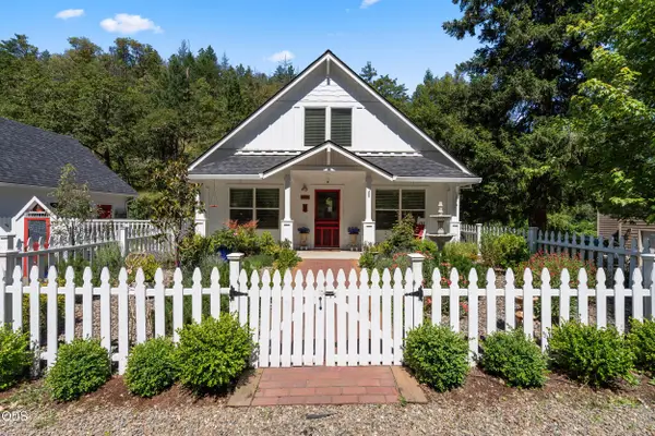 1120 S 3rd Street, Jacksonville, OR 97530