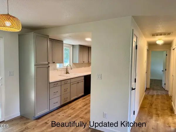 300 Shafer Lane #I-2, Jacksonville, OR 97530
