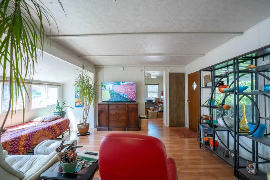 2252 Table Rock Road #SPC 107, Medford, OR 97501 - #3