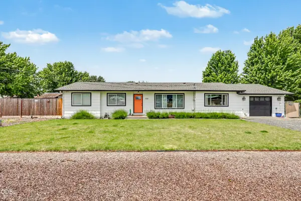 120 Neila Lane, Grants Pass, OR 97527