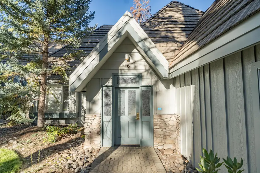 57029 Peppermill Circle #16-B, Sunriver, OR 97707 - #2