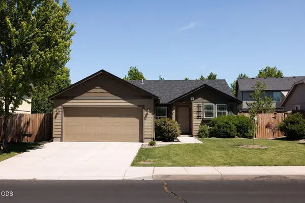440 SW 31st Street, Redmond, OR 97756