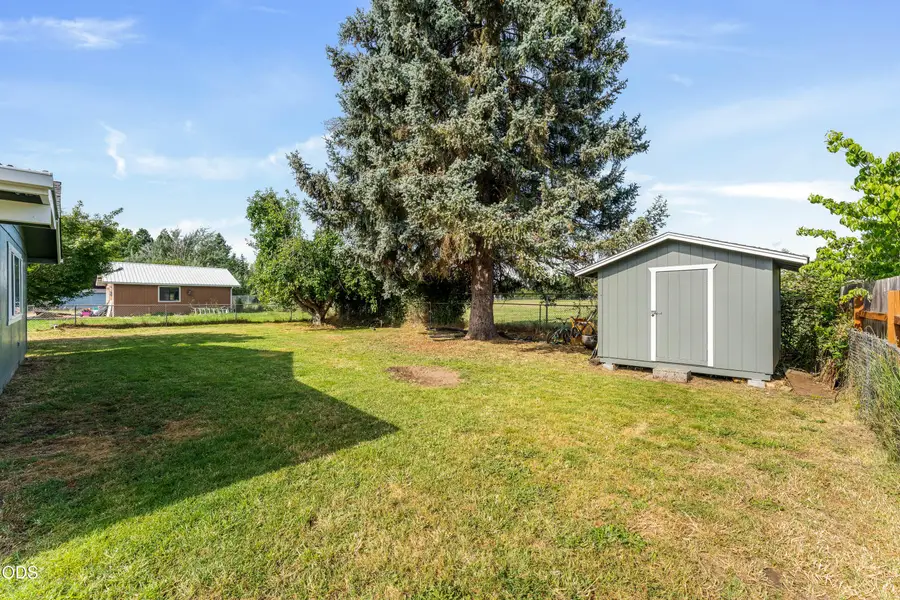 1120 SW Cottonwood Street, Grants Pass, OR 97526 - #2