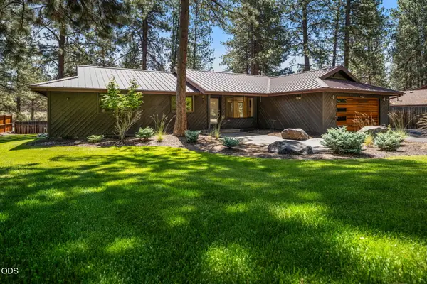 2204 NW Marken Street, Bend, OR 97703
