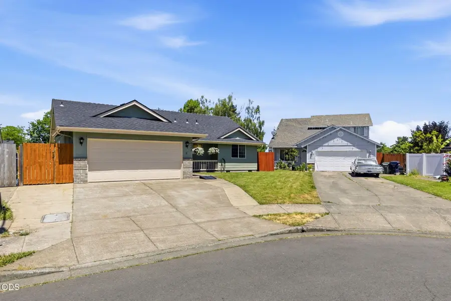 633 Cedar Street, Independence, OR 97351 - #2