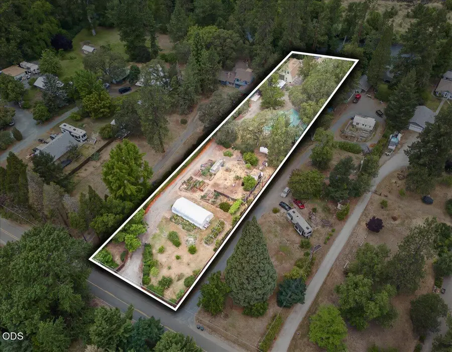 2204 Lampman Road, Gold Hill, OR 97525 - #2