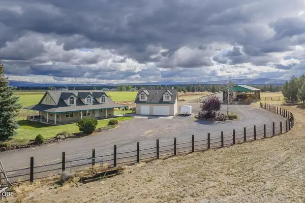 24585 Dodds Road, Bend, OR 97701