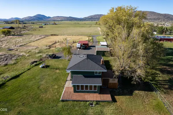8270 Hill Road, Klamath Falls, OR 97603