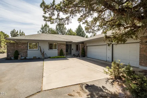 64507 Mcgrath Road, Bend, OR 97701