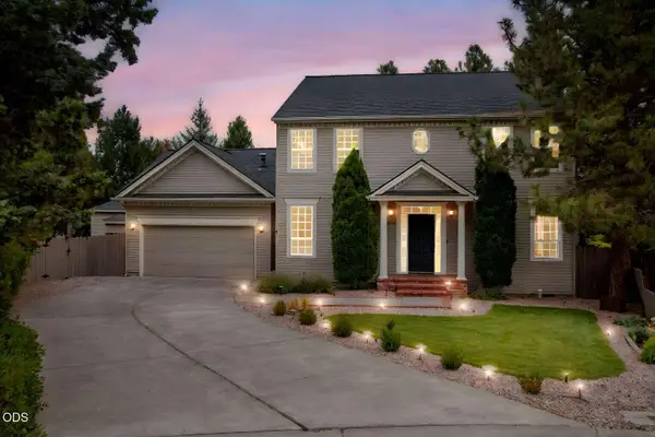 1044 SE Baywood Court, Bend, OR 97702