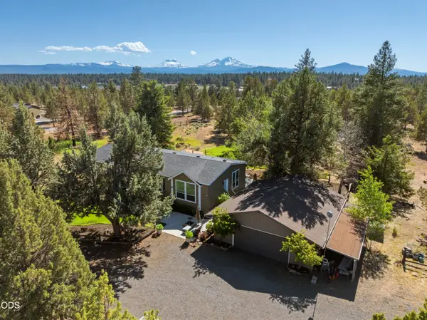 69592 Lake Drive, Sisters, OR 97759