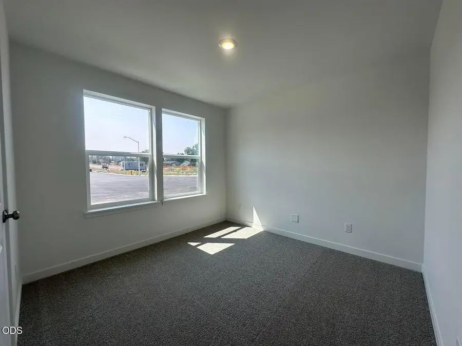 684 NE Rickenbacker Road #140, Madras, OR 97741 - #3