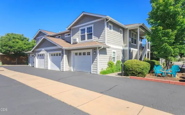2244 Mccall Drive, Ashland, OR 97520