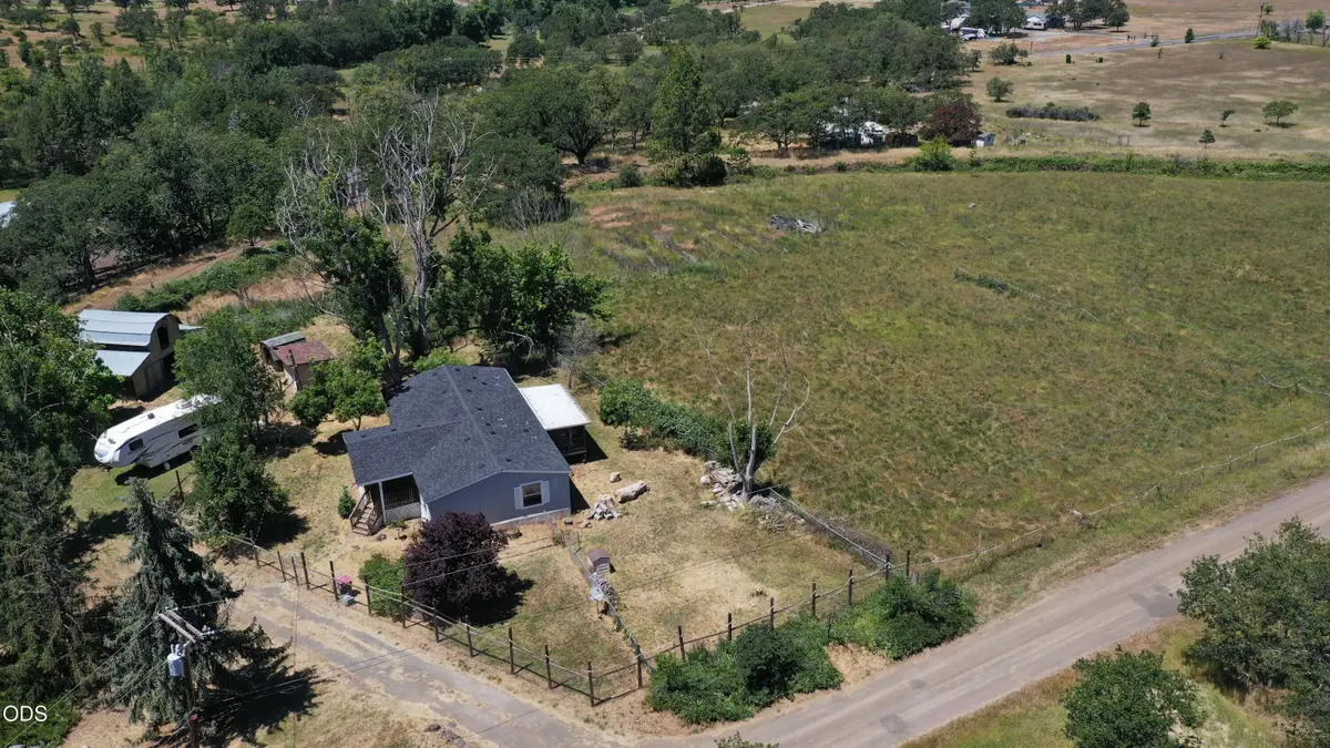 1245 Davanna Drive, Eagle Point, OR 97524 - #1