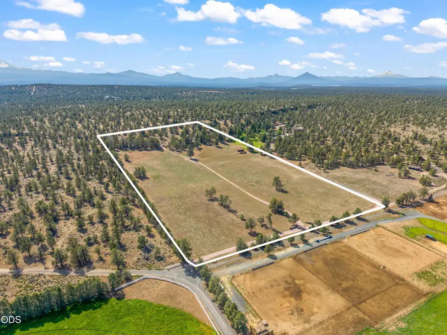 19450 Dusty Loop, Bend, OR 97701 - #2